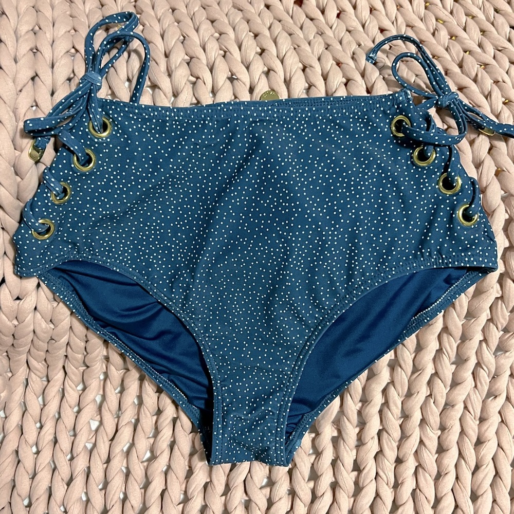 Bikini bottom